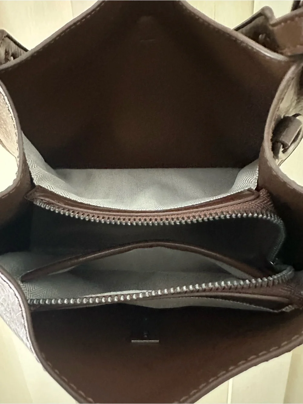Classic Brown Leather Shoulder Bag